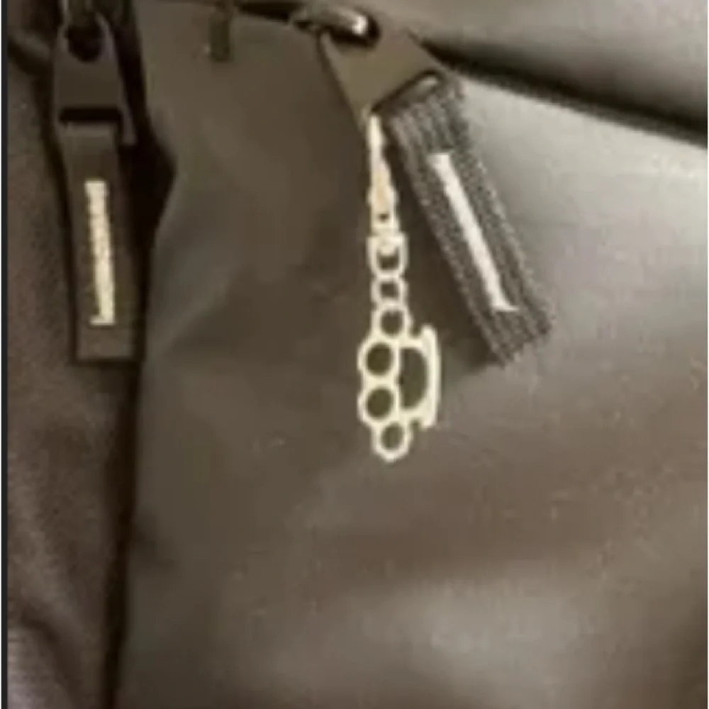Silver Gun and Brass Knuckles Charms - Picture 7 of 7